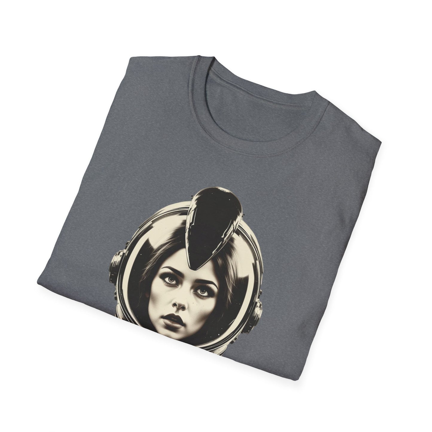 Retro Alien Graphic T-Shirt, Retro Horror Movie Shirt, Birthday Housewarming Gifts, Vintage Retro Graphic Alien T-Shirt, Inspirational Quote